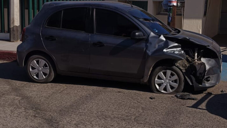 Cae par de presuntos “robapilas” en auto con reporte de robo